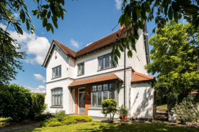 Northfield Cottage, Pool Table, Dog Friendly HS2, NEC, BHX, M42, Family Gatherings, Contractors
